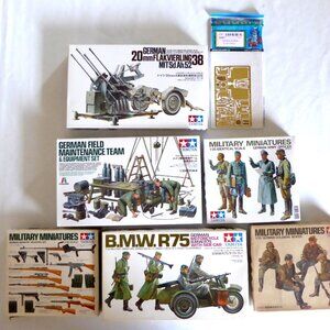 TAMIYA JAPAN WWII GERMAN 20mm FLAKVIERLING & MOTORCYCLE MODEL & FIGURE SET LOT